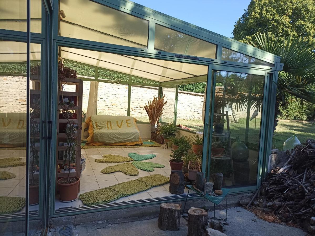 ClaveysonUn Jardin Sur La Collineアパートメント エクステリア 写真